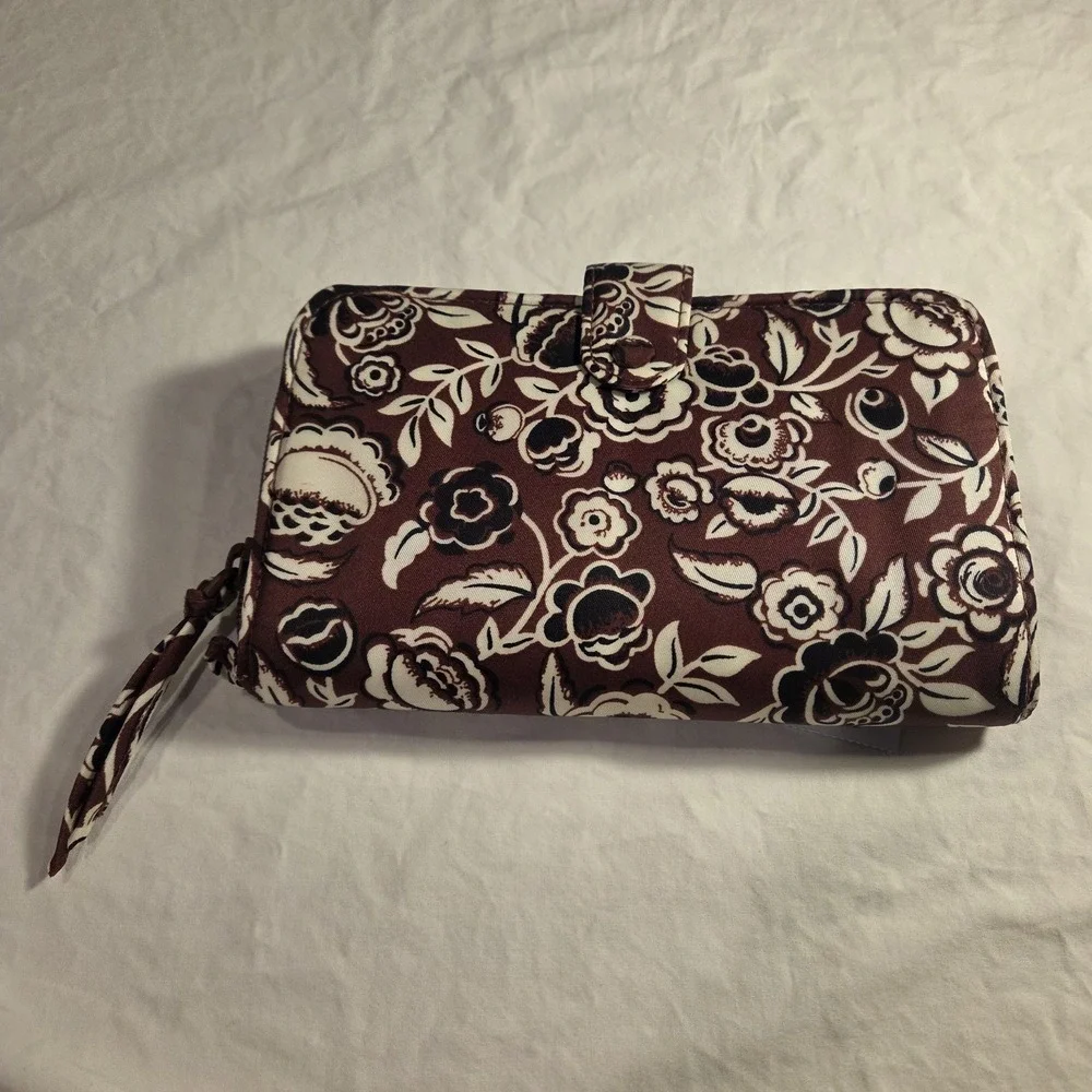 NEW Vera Bradley Large Tab Wallet Bubbly‎ Flowers Cinnamon, Brown Black Ivory
